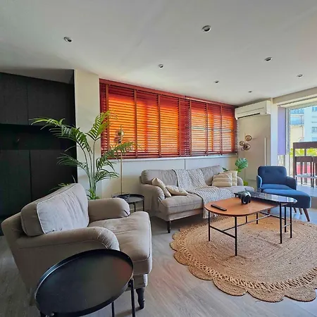 Grazia - Vue Piscine Centre